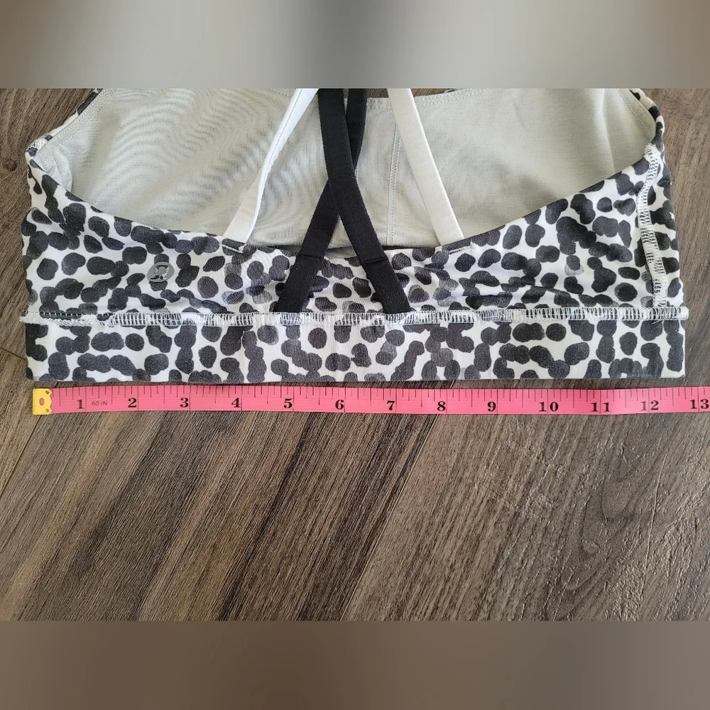 Leopard Print Sports Bra - Picture 2 of 3